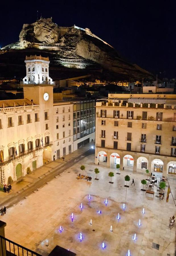 Town Hall Suite Alicante Bagian luar foto