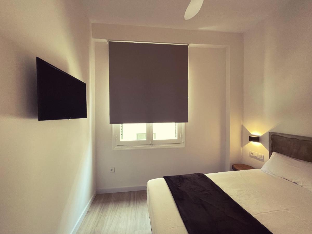 Town Hall Suite Alicante Bagian luar foto