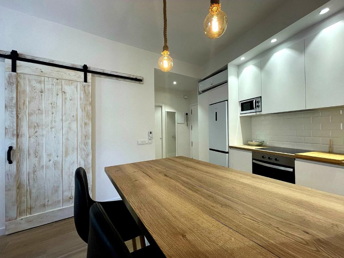 Town Hall Suite Alicante Bagian luar foto